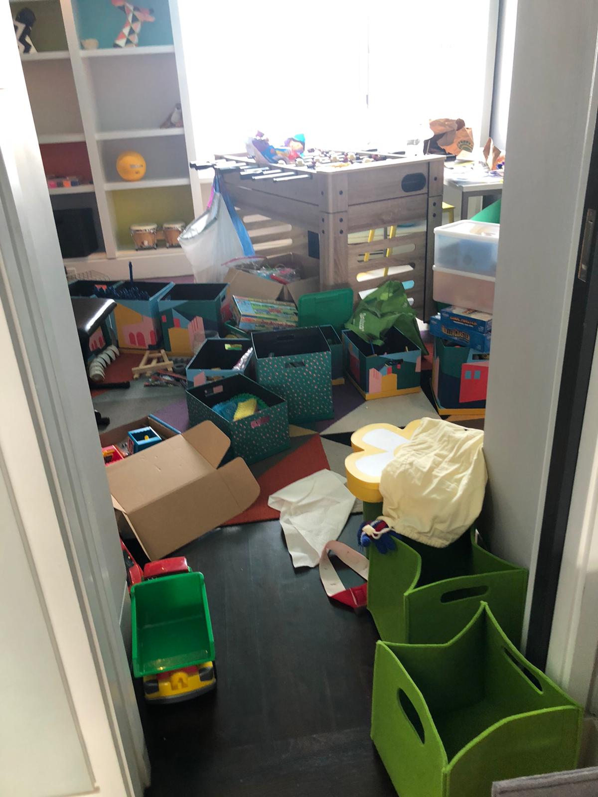 messy-kidsroom