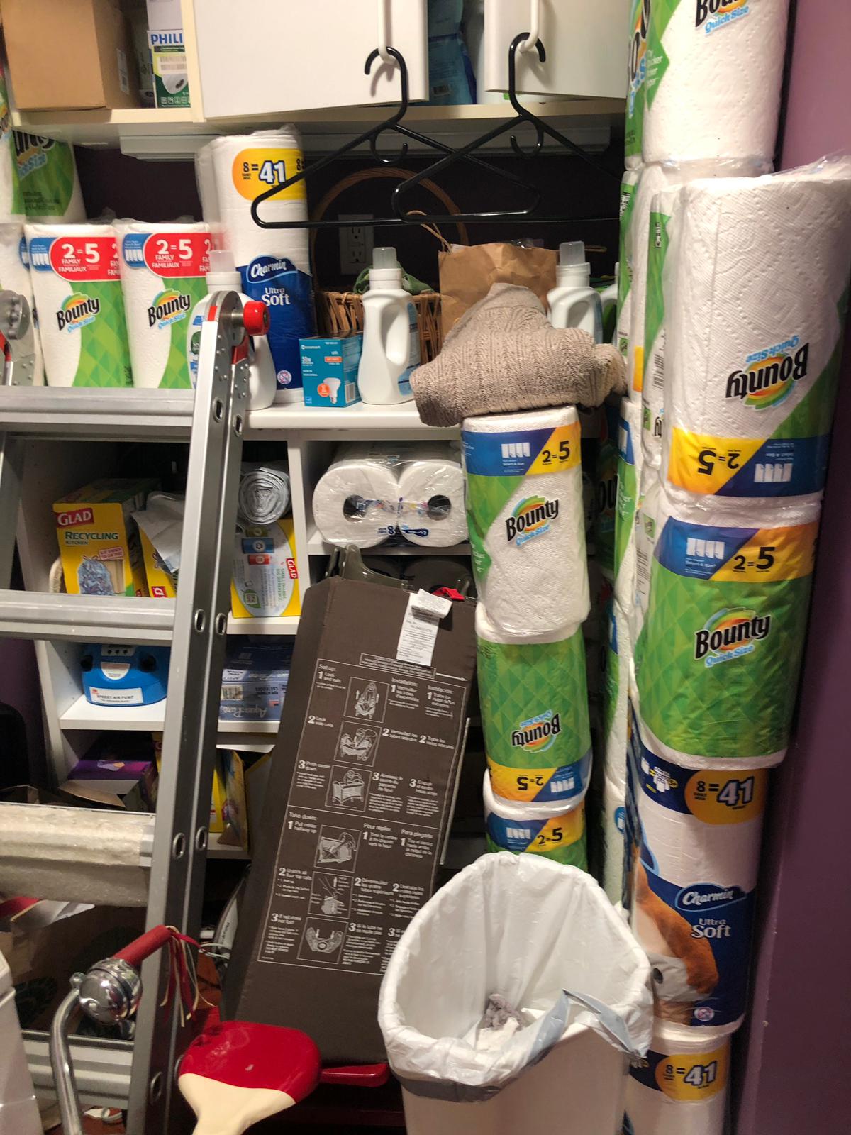 messy-laundryroom