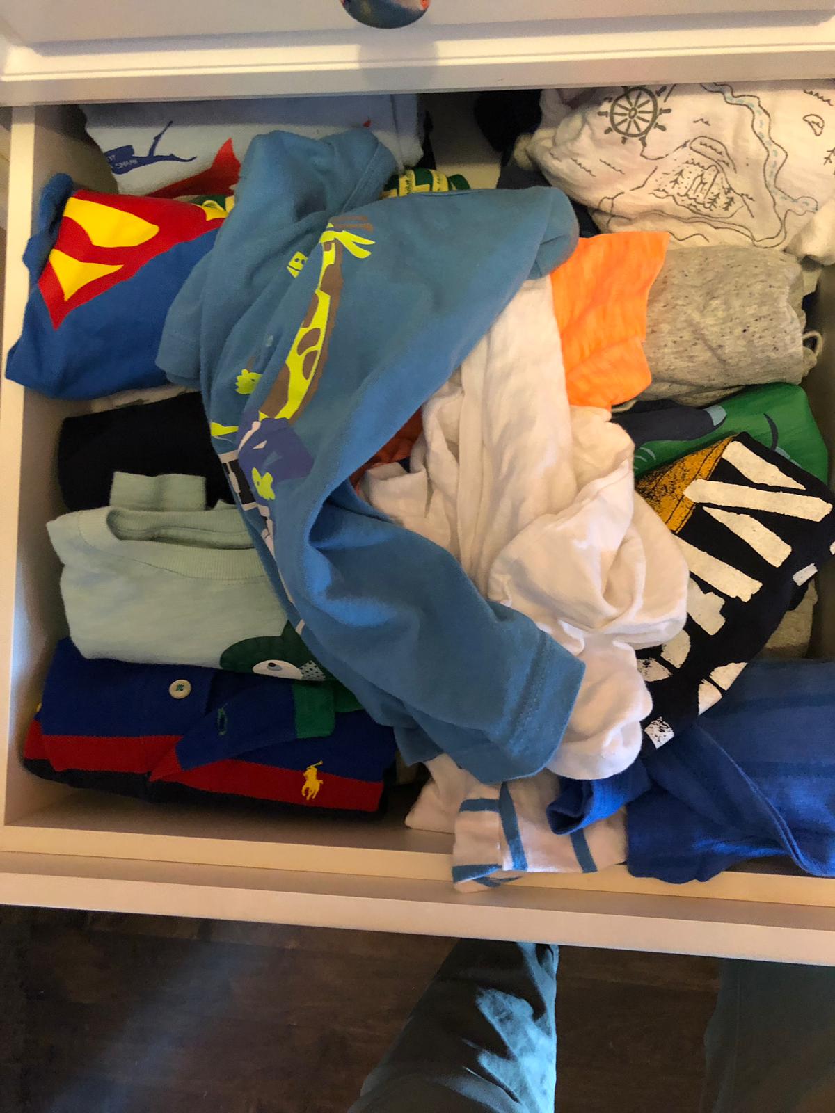 messy-drawer